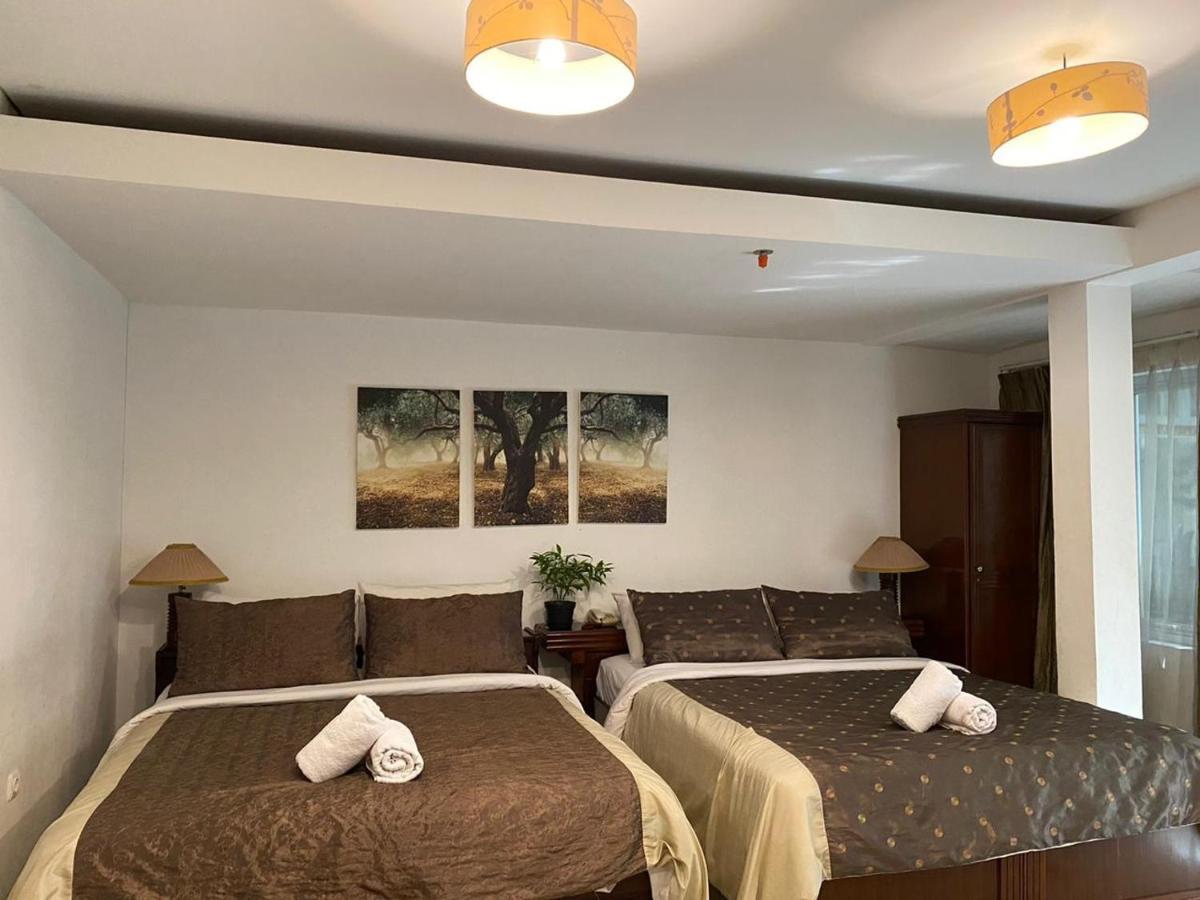 La Nostalgie Boutique Guest House Bandung Exterior foto